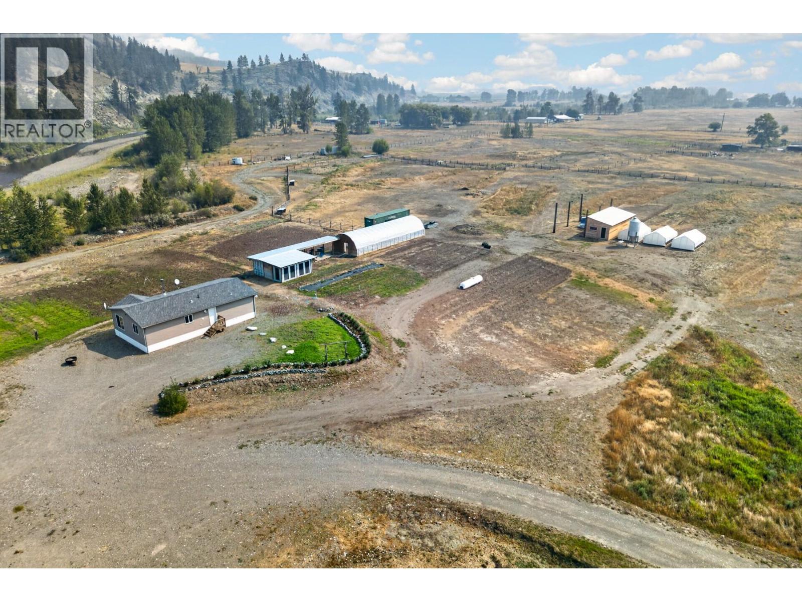 1889 Nicolls Road, Merritt, British Columbia  V1K 1N7 - Photo 3 - 10398402