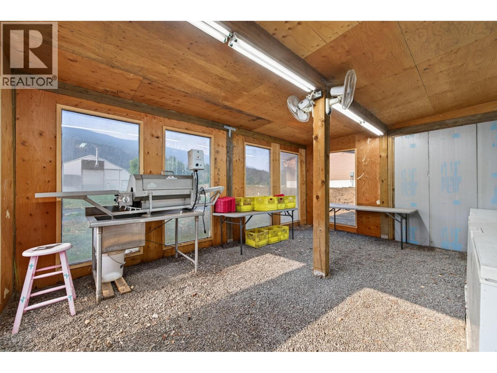 1889 Nicolls Road, Merritt, British Columbia  V1K 1N7 - Photo 38 - 10398402