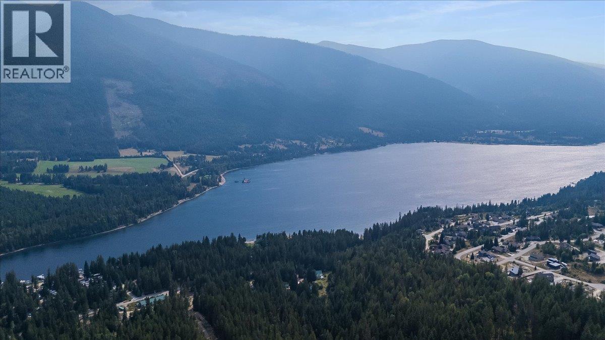 7025 Rogers Road, Balfour, British Columbia  V1L 6S5 - Photo 3 - 10397833
