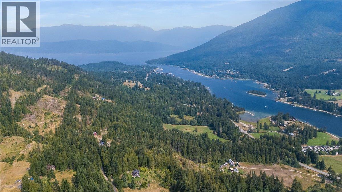 7025 Rogers Road, Balfour, British Columbia  V1L 6S5 - Photo 4 - 10397833