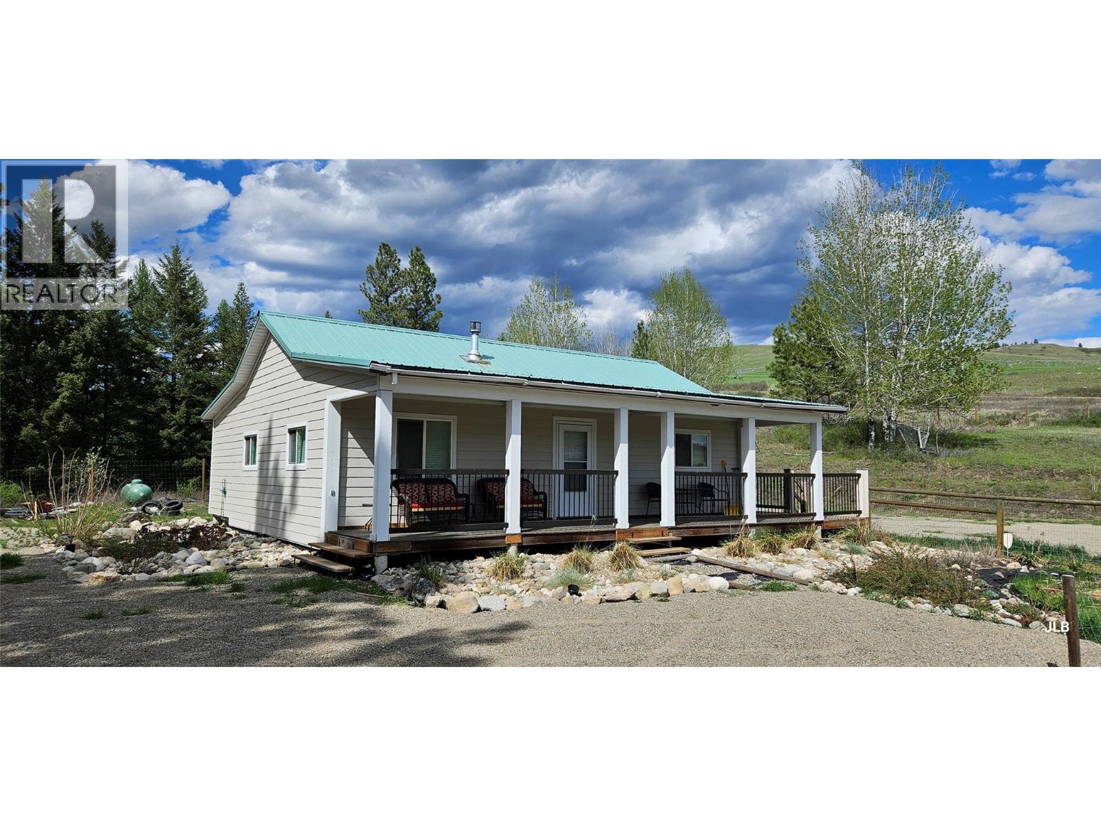 5335 Canyon Road, Rock Creek, British Columbia  V0H 1Y0 - Photo 1 - 10398392