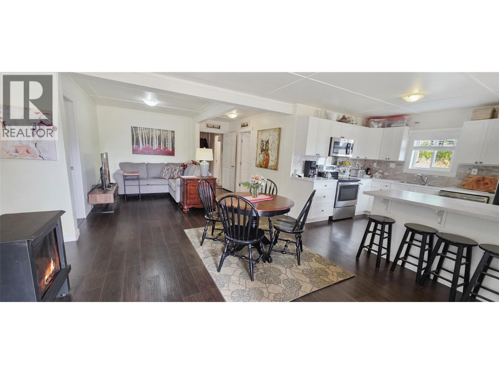 5335 Canyon Road, Rock Creek, British Columbia  V0H 1Y0 - Photo 10 - 10398392