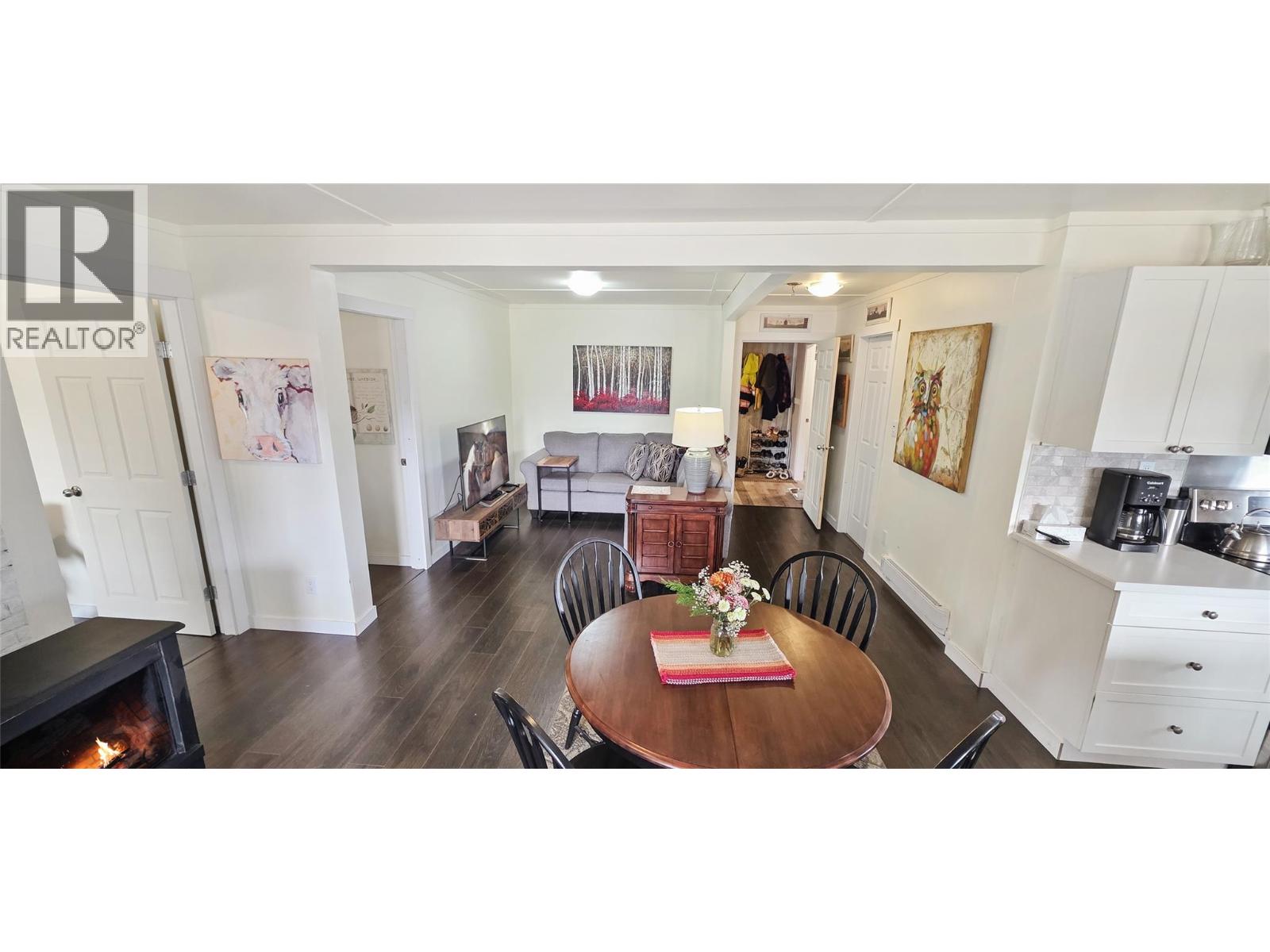 5335 Canyon Road, Rock Creek, British Columbia  V0H 1Y0 - Photo 12 - 10398392