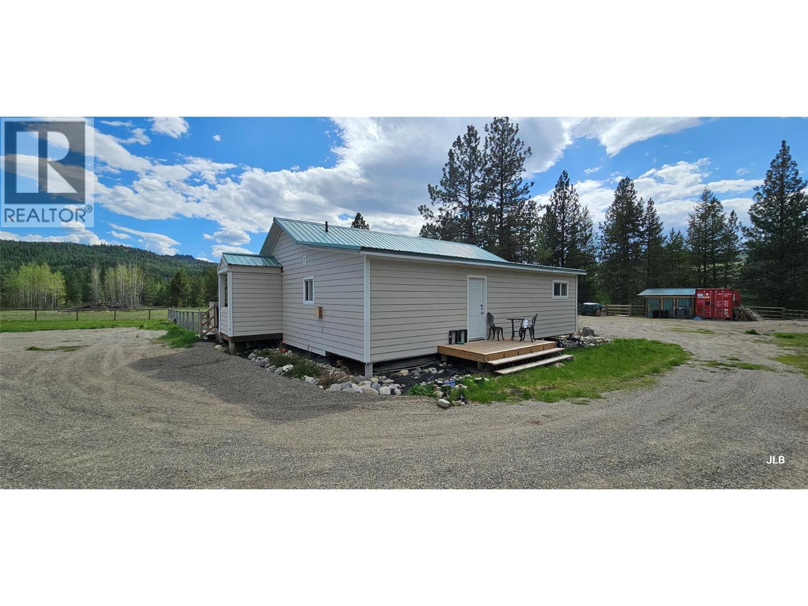 5335 Canyon Road, Rock Creek, British Columbia  V0H 1Y0 - Photo 4 - 10398392