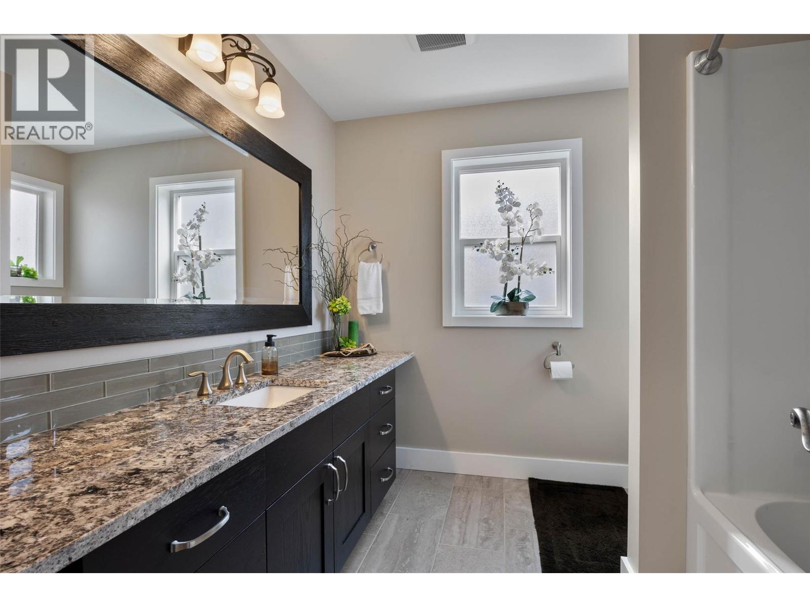 8913 Grizzly Crescent, Kamloops, British Columbia  V2C 6T9 - Photo 35 - 10398162