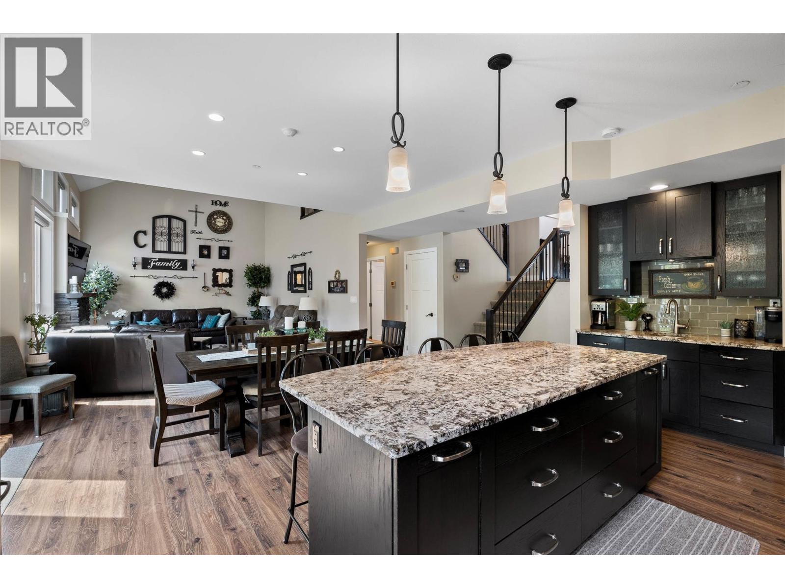 8913 Grizzly Crescent, Kamloops, British Columbia  V2C 6T9 - Photo 5 - 10398162