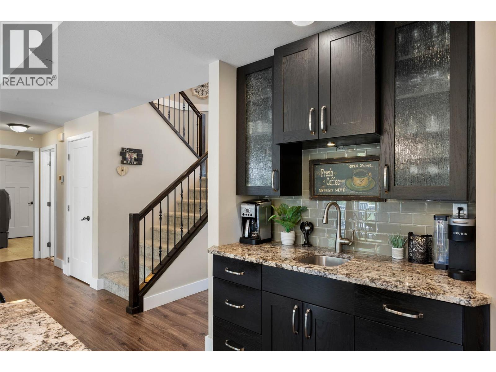 8913 Grizzly Crescent, Kamloops, British Columbia  V2C 6T9 - Photo 7 - 10398162