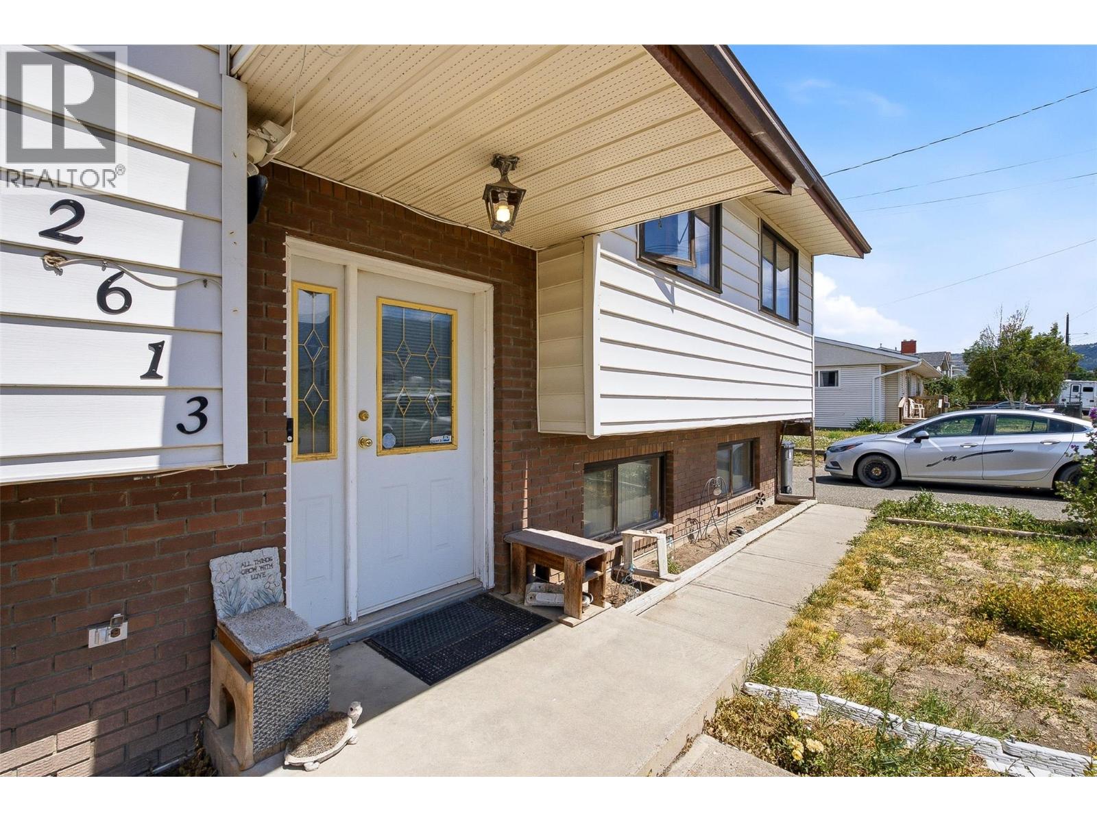 2613 Coutlee Avenue, Merritt, British Columbia  V1K 1A9 - Photo 2 - 10398417