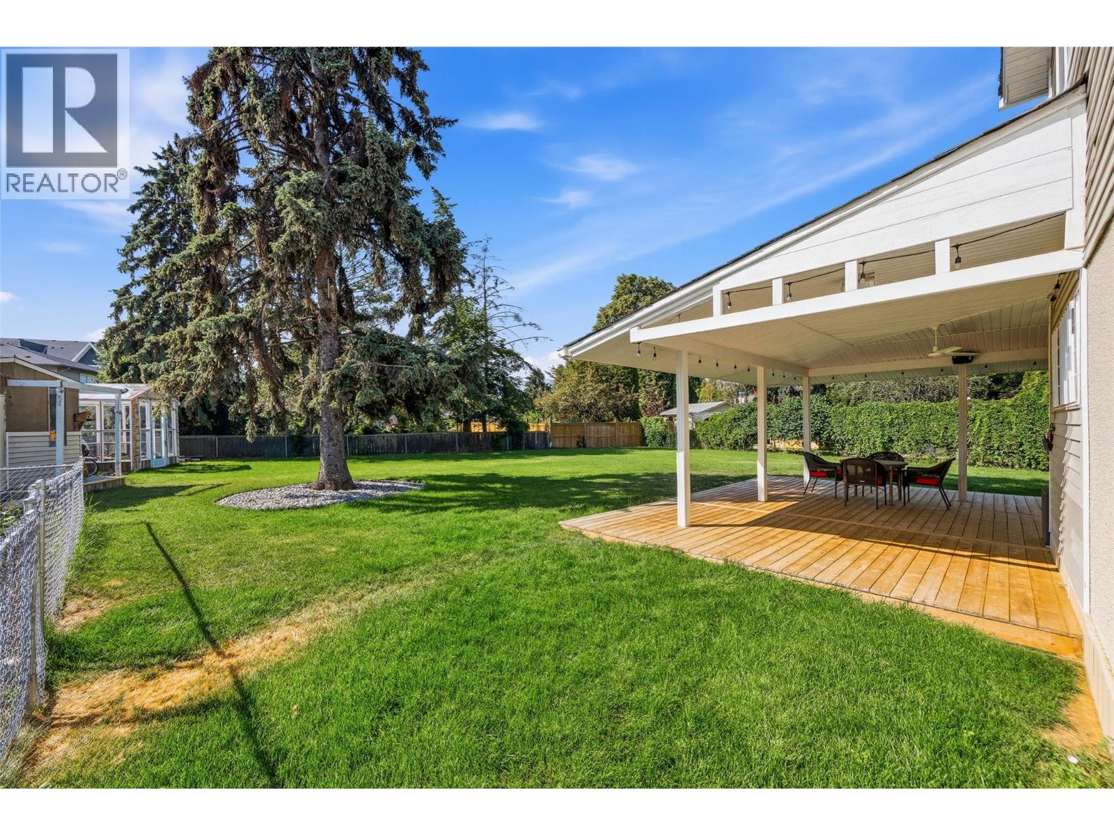 654 Armour Crescent, Kelowna, British Columbia  V1W 1A5 - Photo 42 - 10398179
