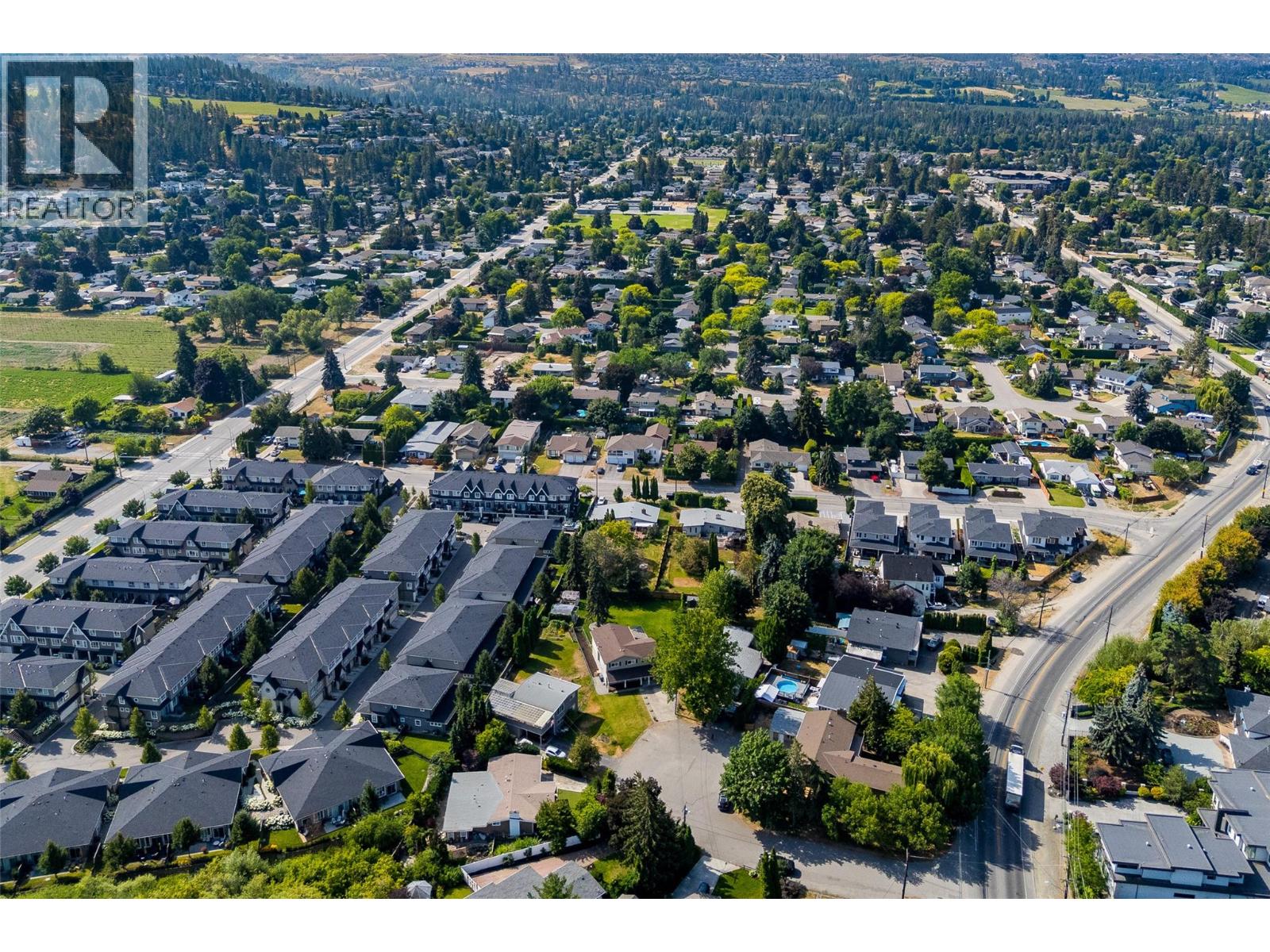 654 Armour Crescent, Kelowna, British Columbia  V1W 1A5 - Photo 62 - 10398179
