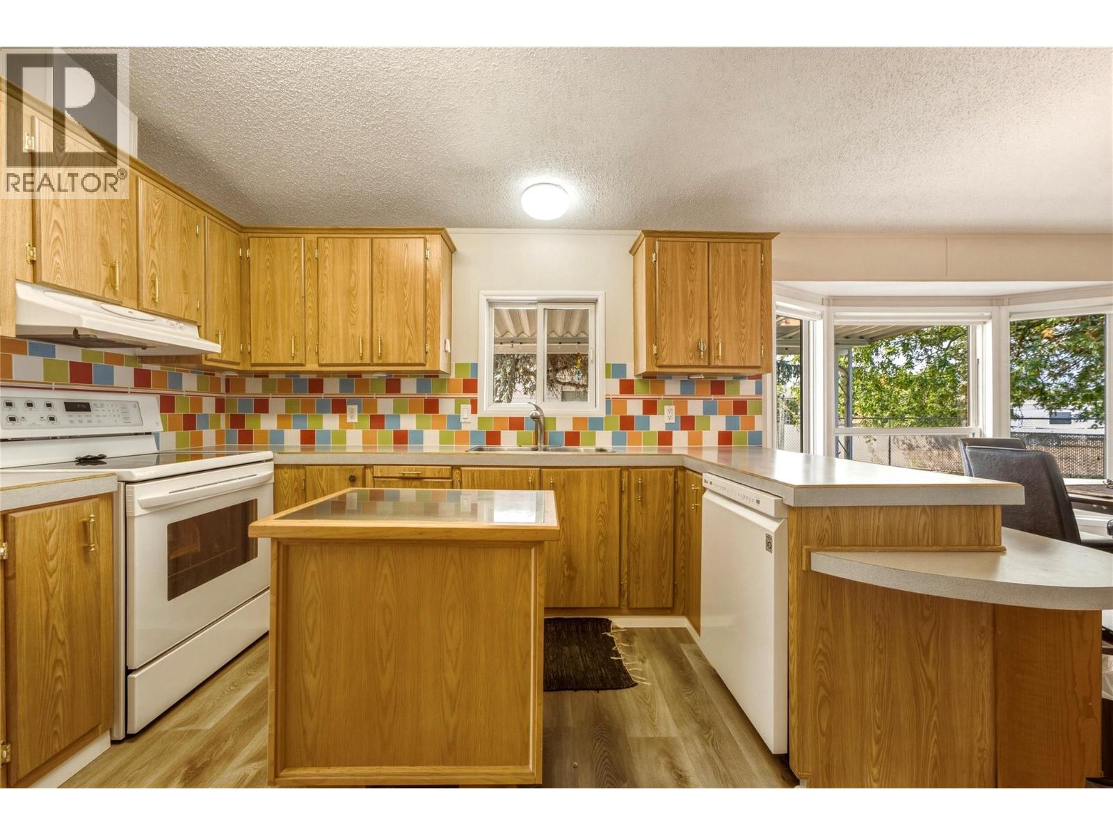 6710 Tronson Road Unit# #214, Vernon, British Columbia  V1H 1X6 - Photo 11 - 10398407