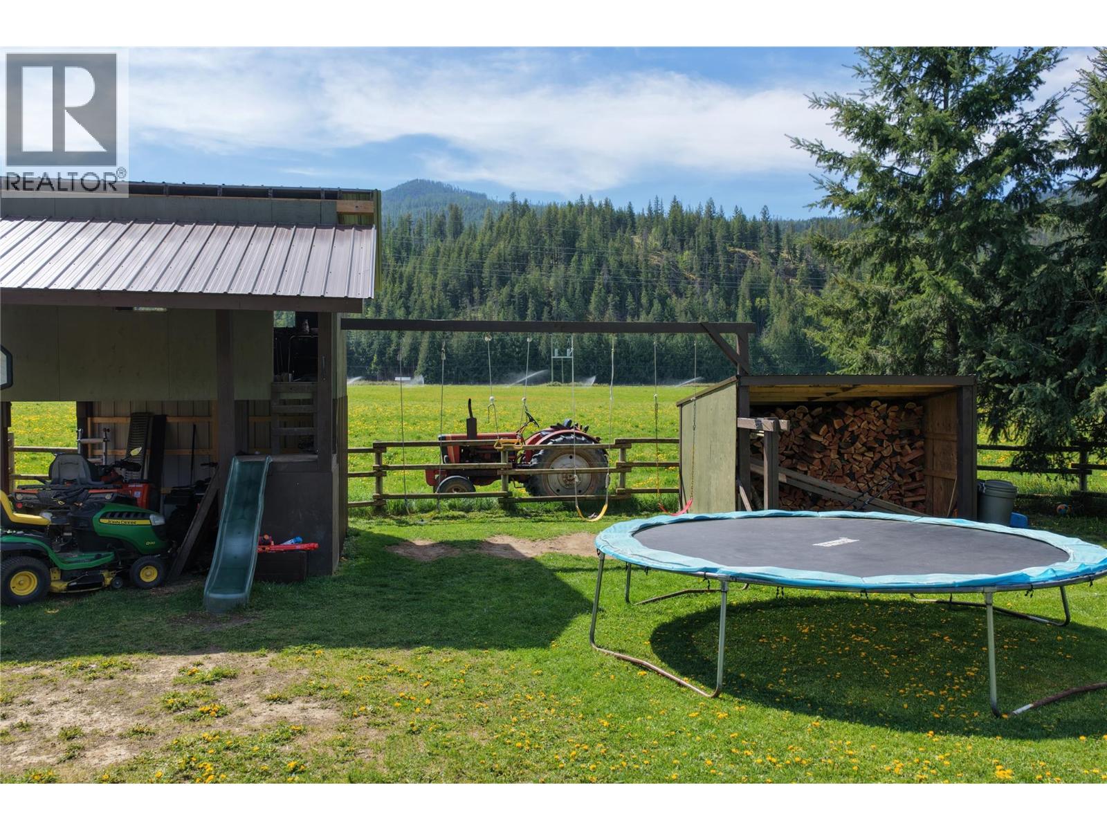 26 Byers Road, Cherryville, British Columbia  V0E 2G1 - Photo 4 - 10398253