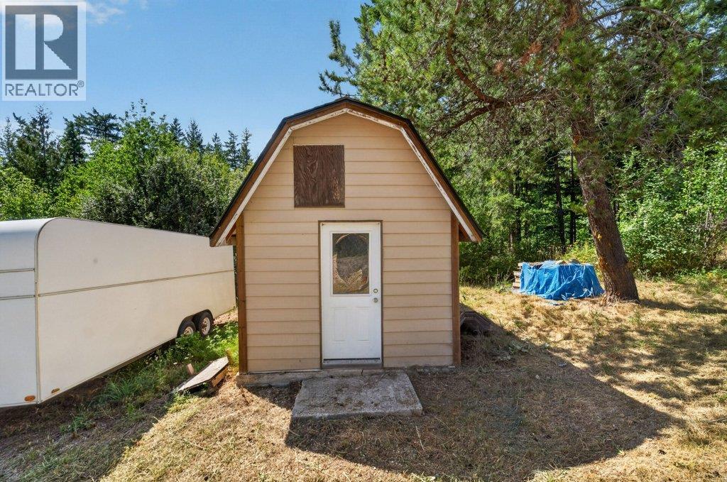 411 Christison Road Sw, Salmon Arm, British Columbia  V1E 3B4 - Photo 61 - 10397652