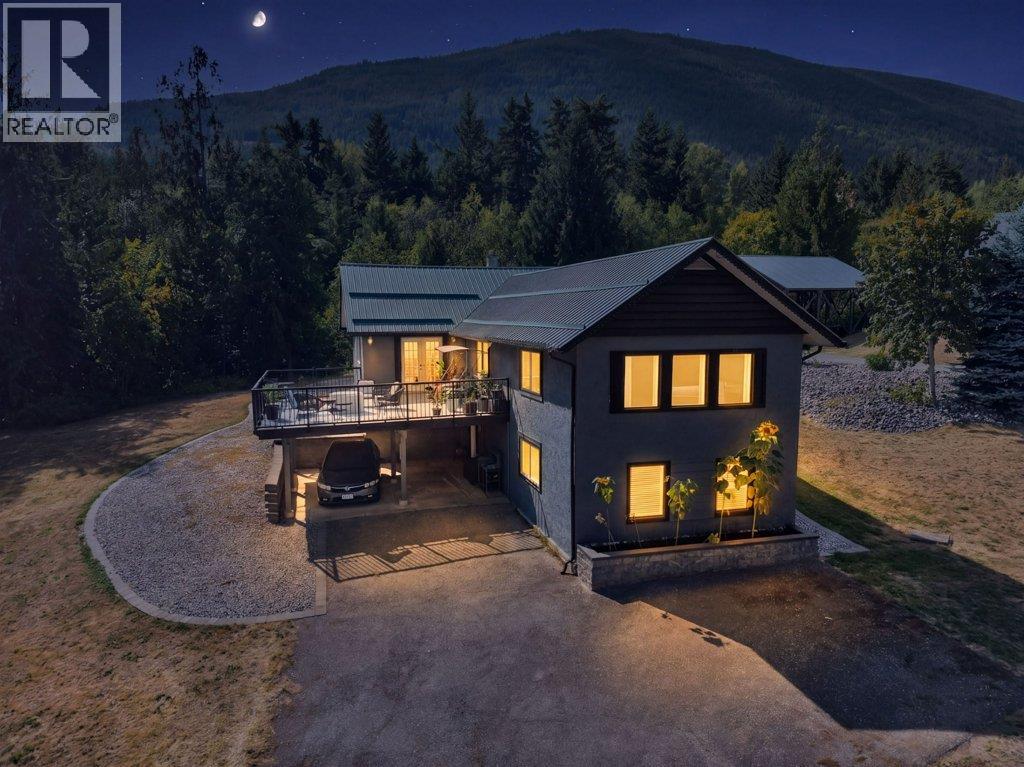 411 Christison Road Sw, Salmon Arm, British Columbia  V1E 3B4 - Photo 89 - 10397652