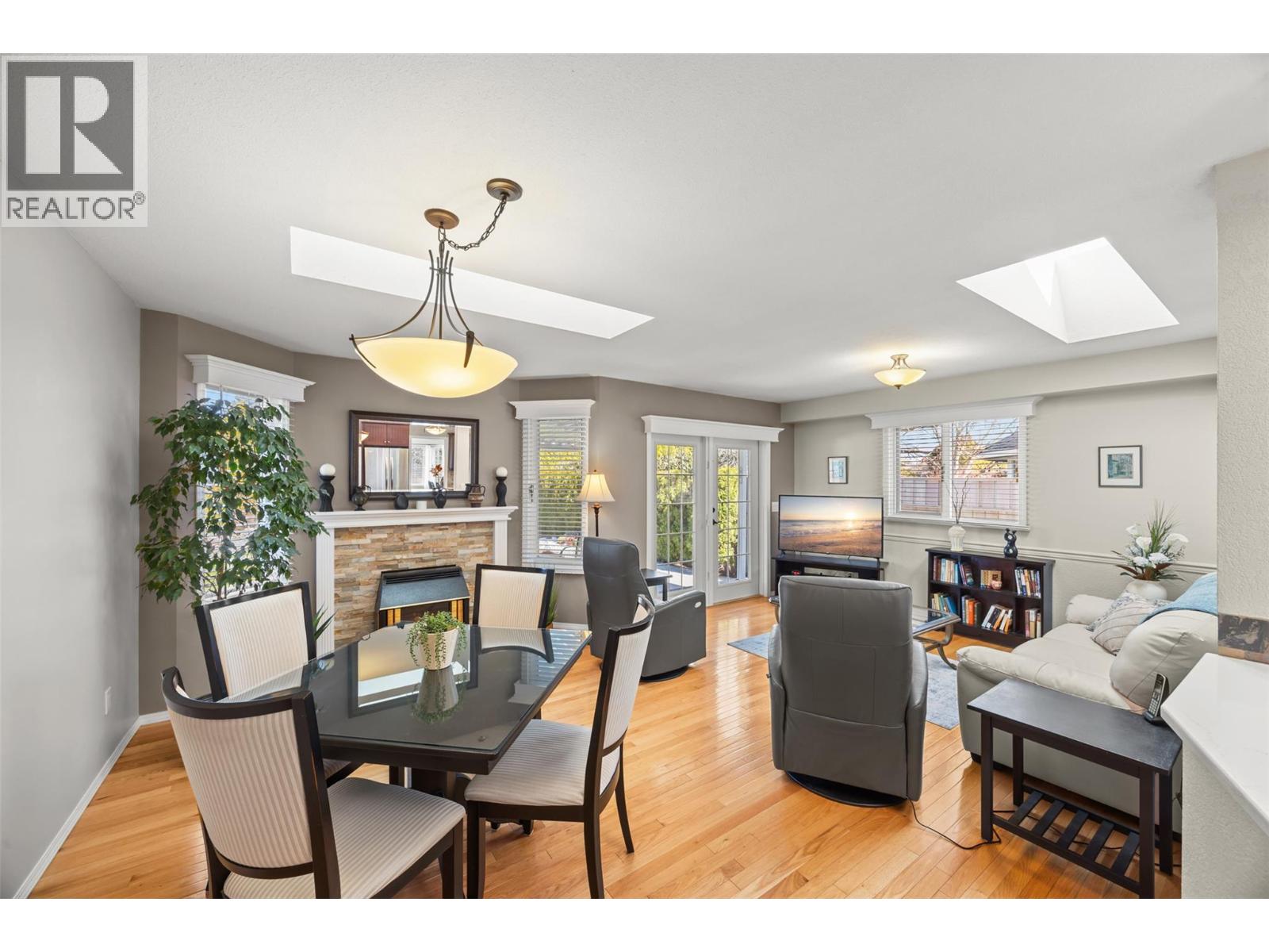 1384 Nelson Place, Kelowna, British Columbia  V1Y 9H4 - Photo 5 - 10398348