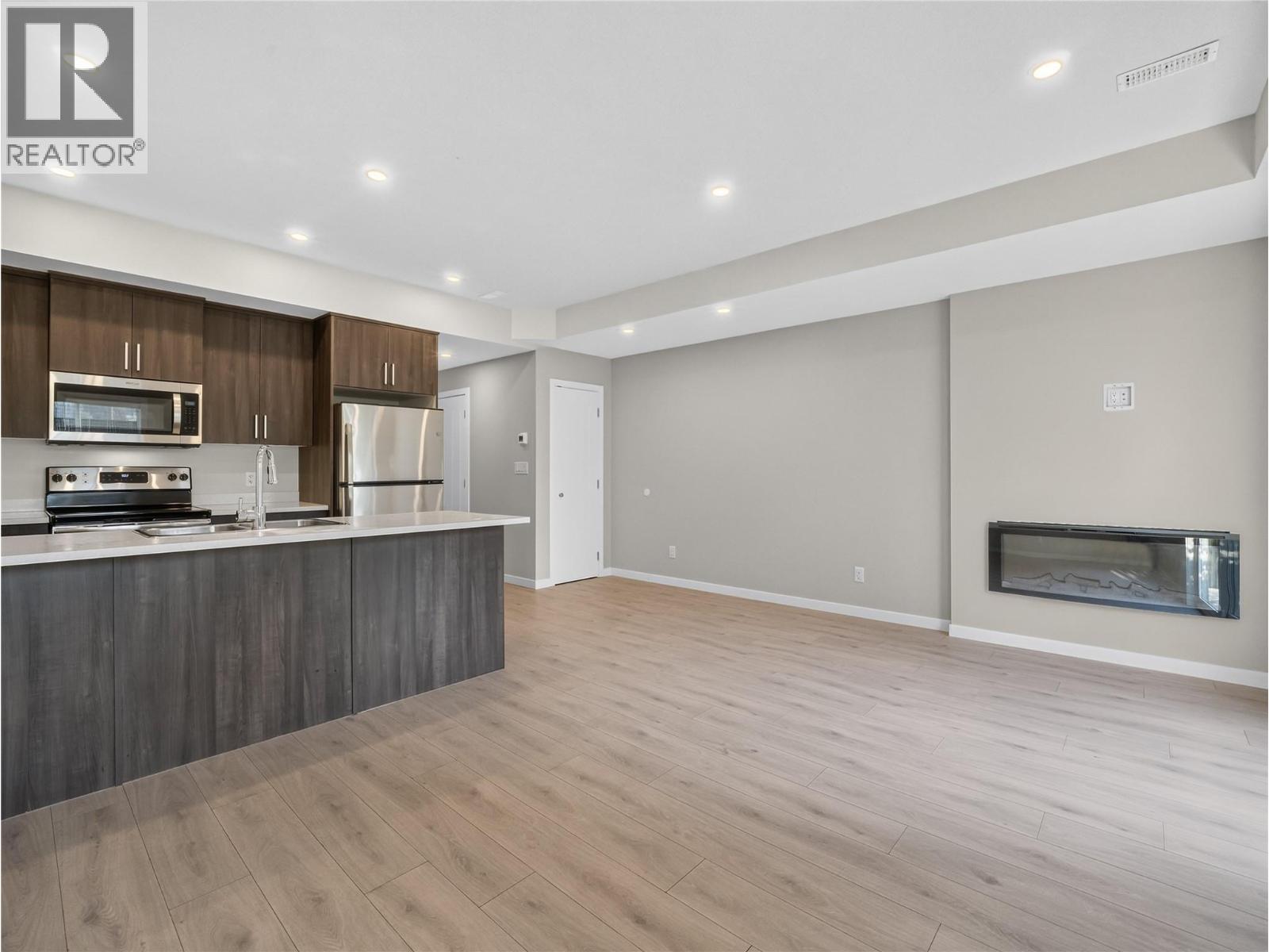 2081 11 Avenue Ne Unit# 13, Salmon Arm, British Columbia  V1E 0G1 - Photo 12 - 10398374