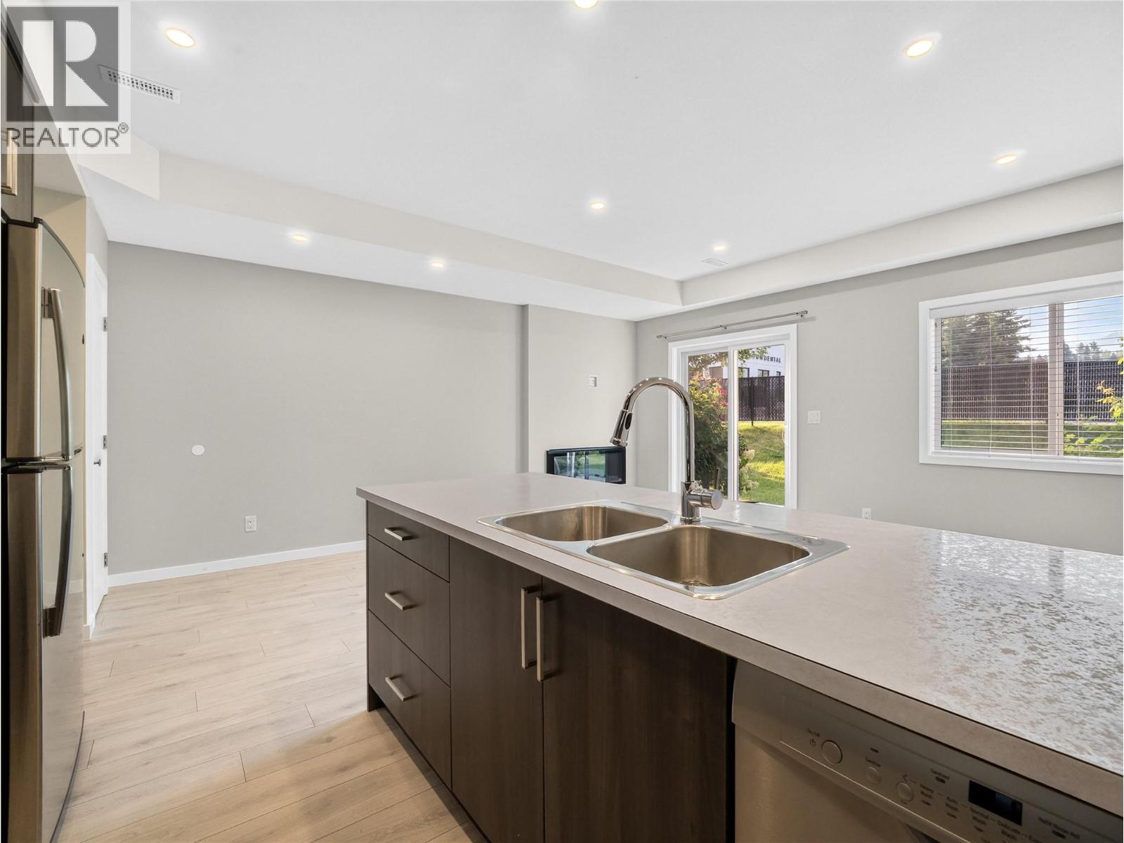 2081 11 Avenue Ne Unit# 13, Salmon Arm, British Columbia  V1E 0G1 - Photo 8 - 10398374