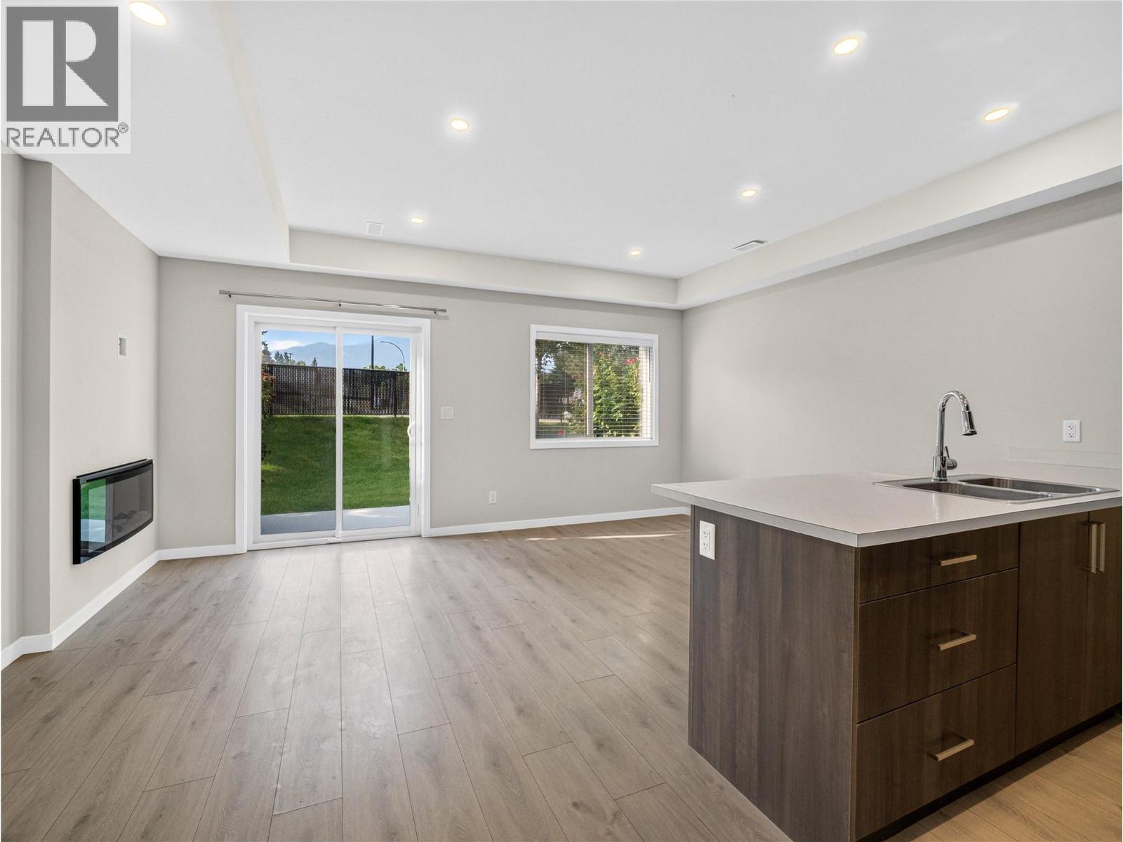2081 11 Avenue Ne Unit# 13, Salmon Arm, British Columbia  V1E 0G1 - Photo 9 - 10398374
