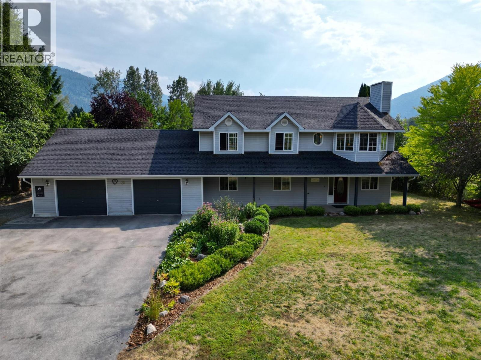 2774 Waite Road, Nelson, British Columbia  V1L 6K9 - Photo 10 - 10398108