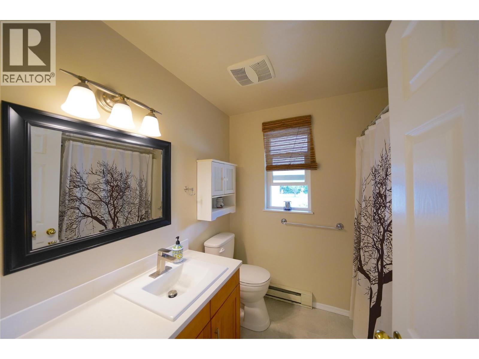 2774 Waite Road, Nelson, British Columbia  V1L 6K9 - Photo 45 - 10398108