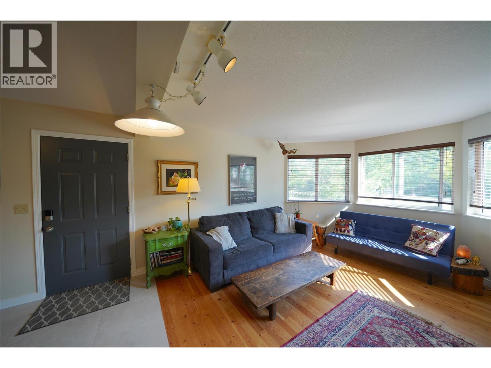 2774 Waite Road, Nelson, British Columbia  V1L 6K9 - Photo 49 - 10398108