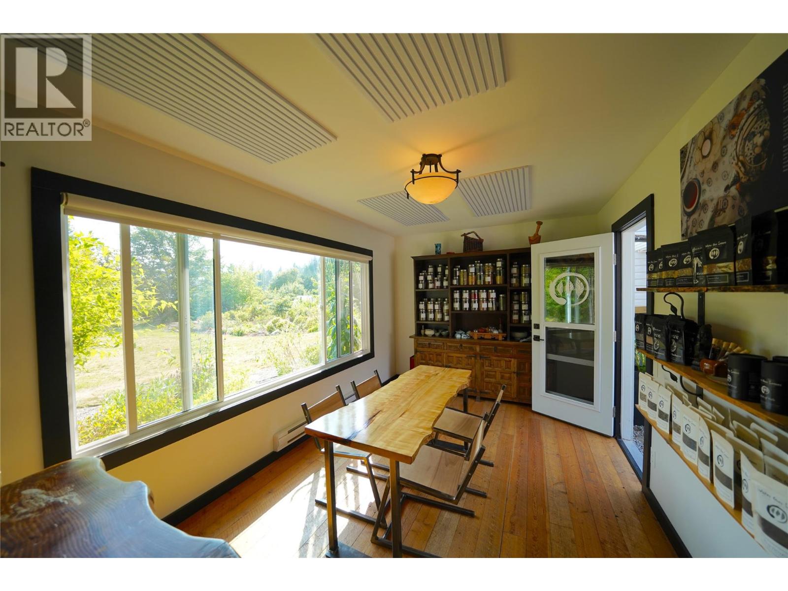 2774 Waite Road, Nelson, British Columbia  V1L 6K9 - Photo 65 - 10398108
