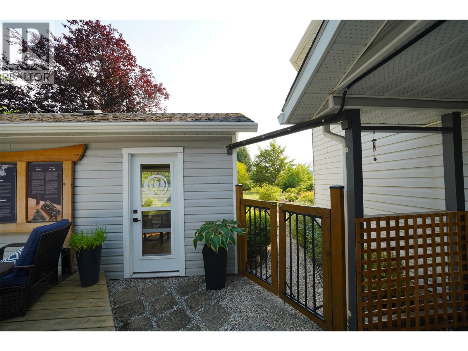 2774 Waite Road, Nelson, British Columbia  V1L 6K9 - Photo 68 - 10398108