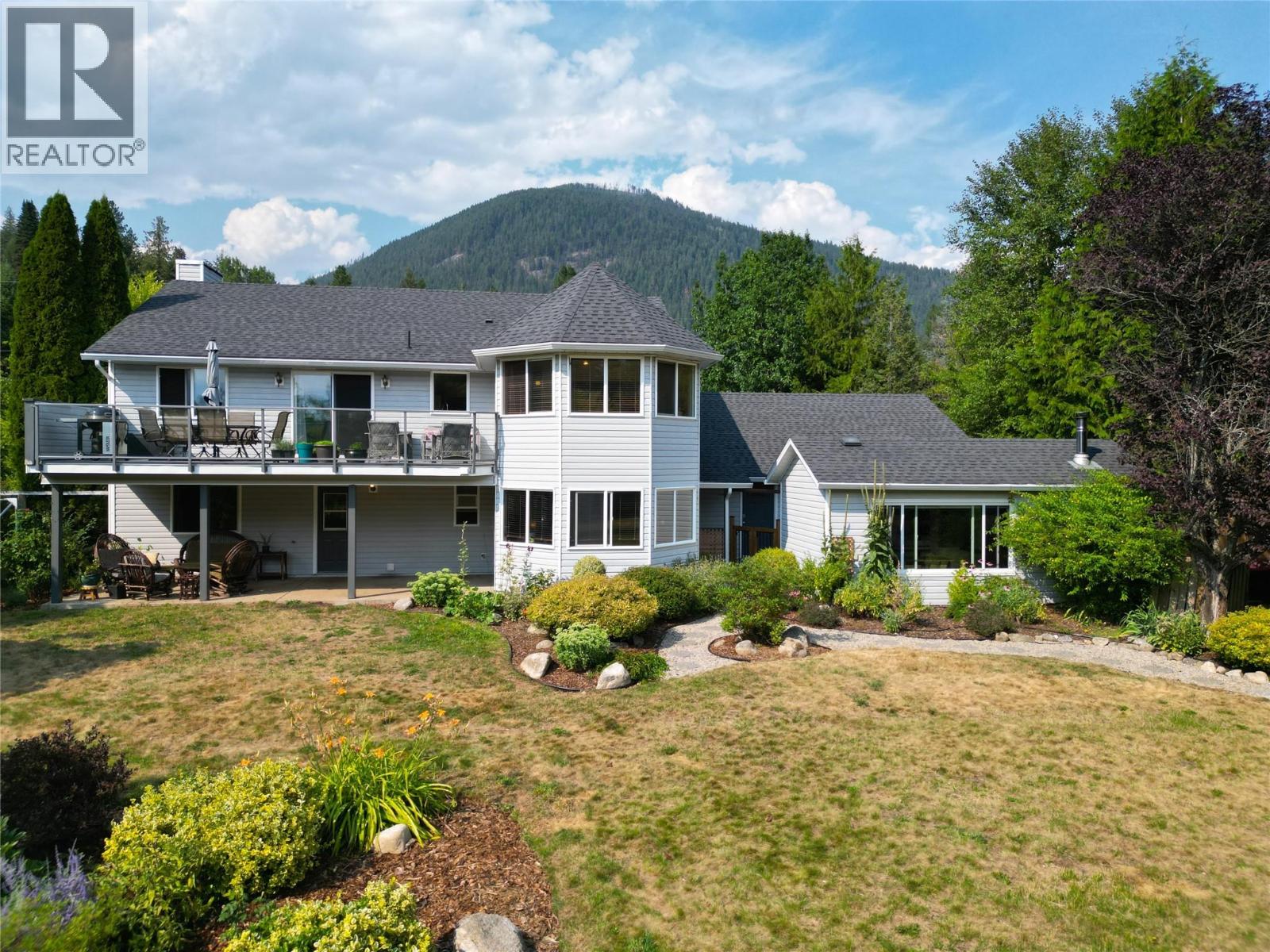 2774 Waite Road, Nelson, British Columbia  V1L 6K9 - Photo 98 - 10398108