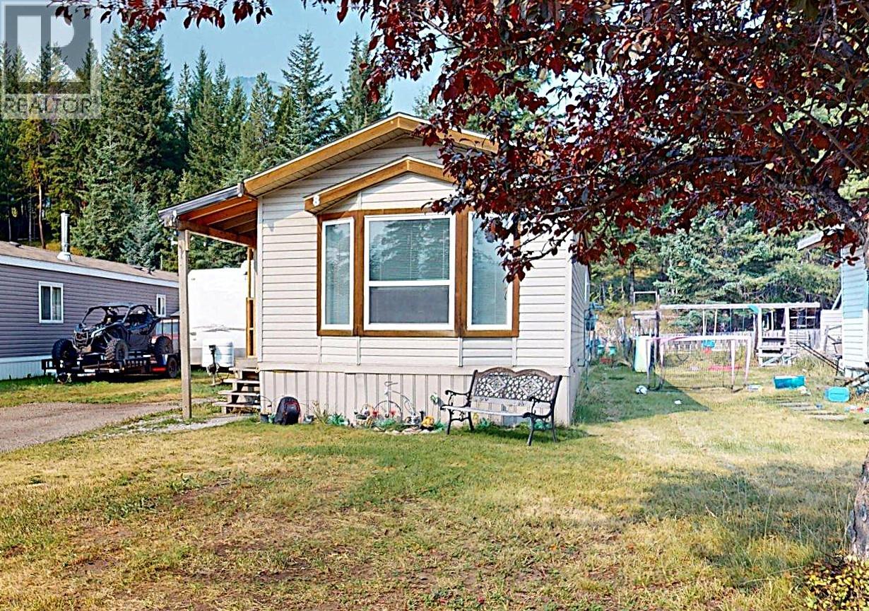 8 Carling Place, Elkford, British Columbia  V0B 1H0 - Photo 29 - 10398421