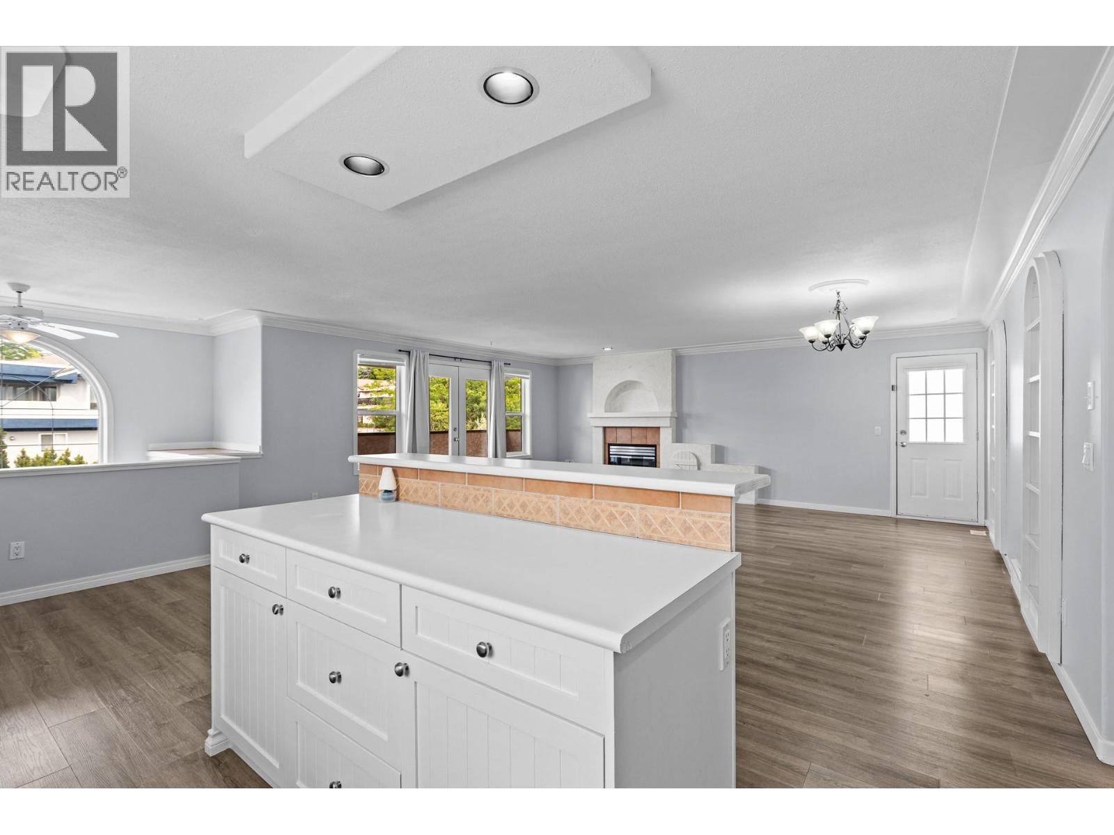 131 Celano Crescent, Kelowna, British Columbia  V1V 1S9 - Photo 11 - 10398201