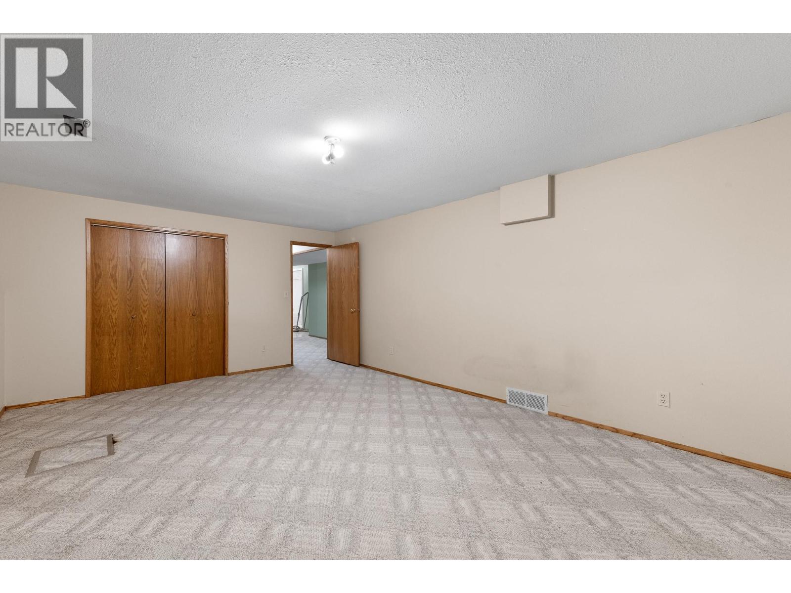 709 Weeks Road, Cranbrook, British Columbia  V1C 6W6 - Photo 41 - 10397611
