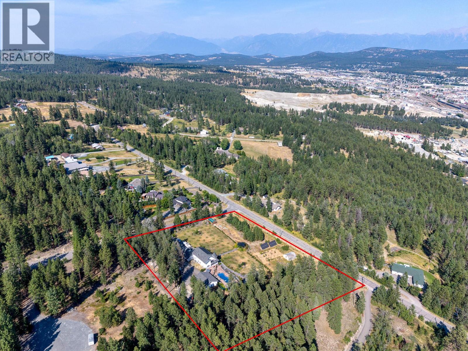 709 Weeks Road, Cranbrook, British Columbia  V1C 6W6 - Photo 77 - 10397611