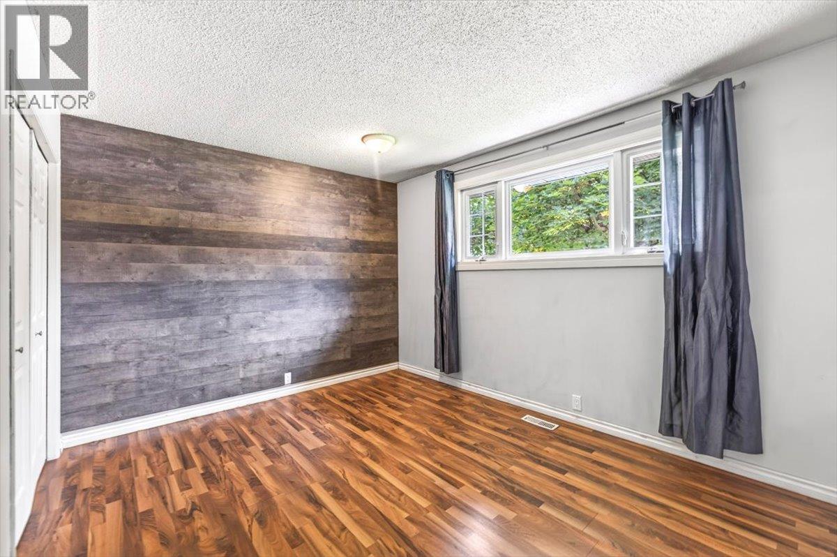 831 Michel Road, Elkford, British Columbia  V0B 1H0 - Photo 25 - 10397372