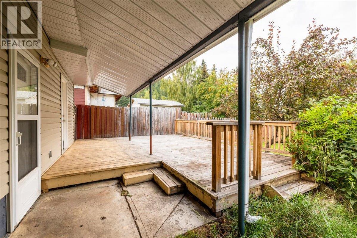 831 Michel Road, Elkford, British Columbia  V0B 1H0 - Photo 48 - 10397372