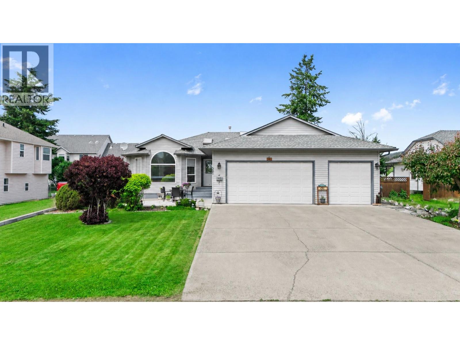 381 Robin Drive, Barriere, British Columbia  V0E 1E0 - Photo 1 - 10398433