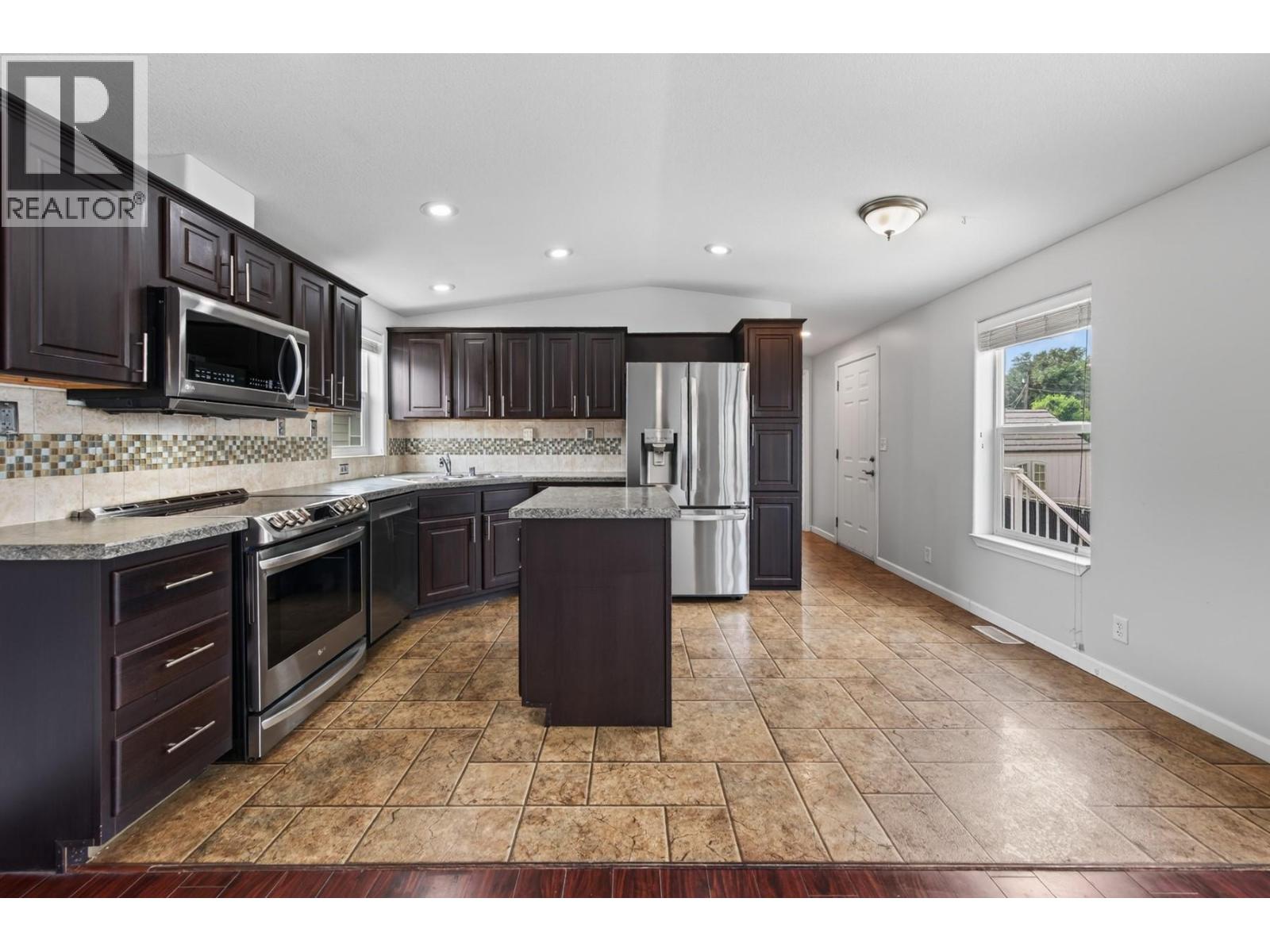 1781 Ord Road Unit# 13, Kamloops, British Columbia  V2B 0E8 - Photo 4 - 10397190