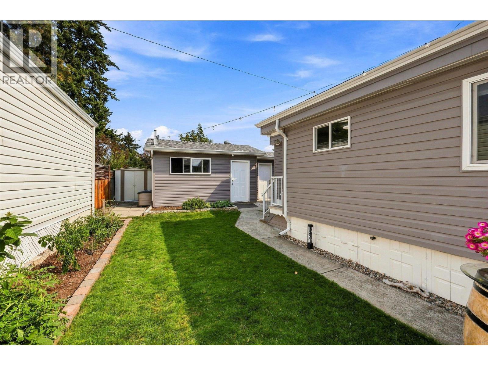 2095 Boucherie Road Unit# 14, West Kelowna, British Columbia  V4T 1Z4 - Photo 32 - 10398238