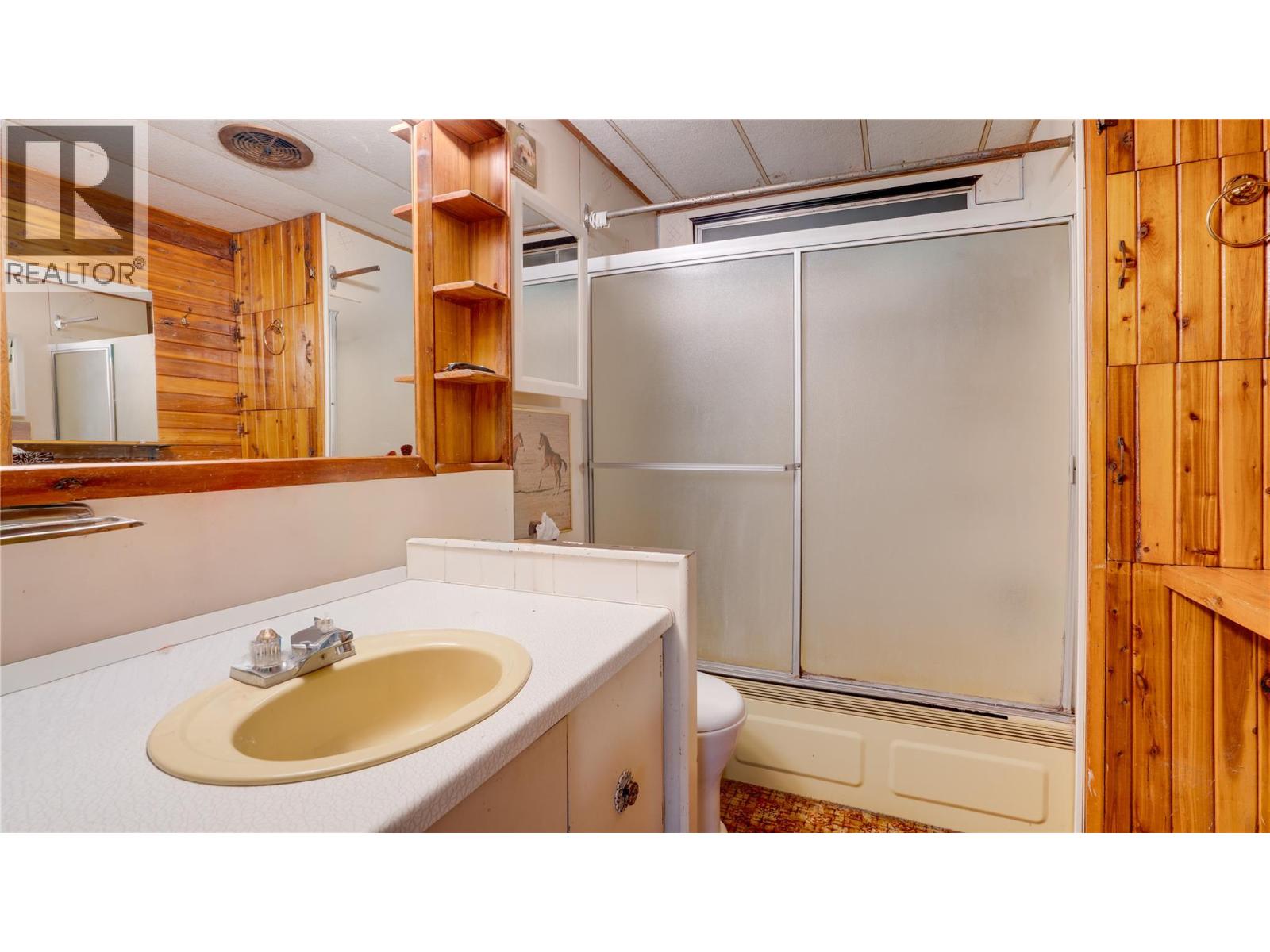 686 Powell Road, Lumby, British Columbia  V0E 2G7 - Photo 13 - 10392209