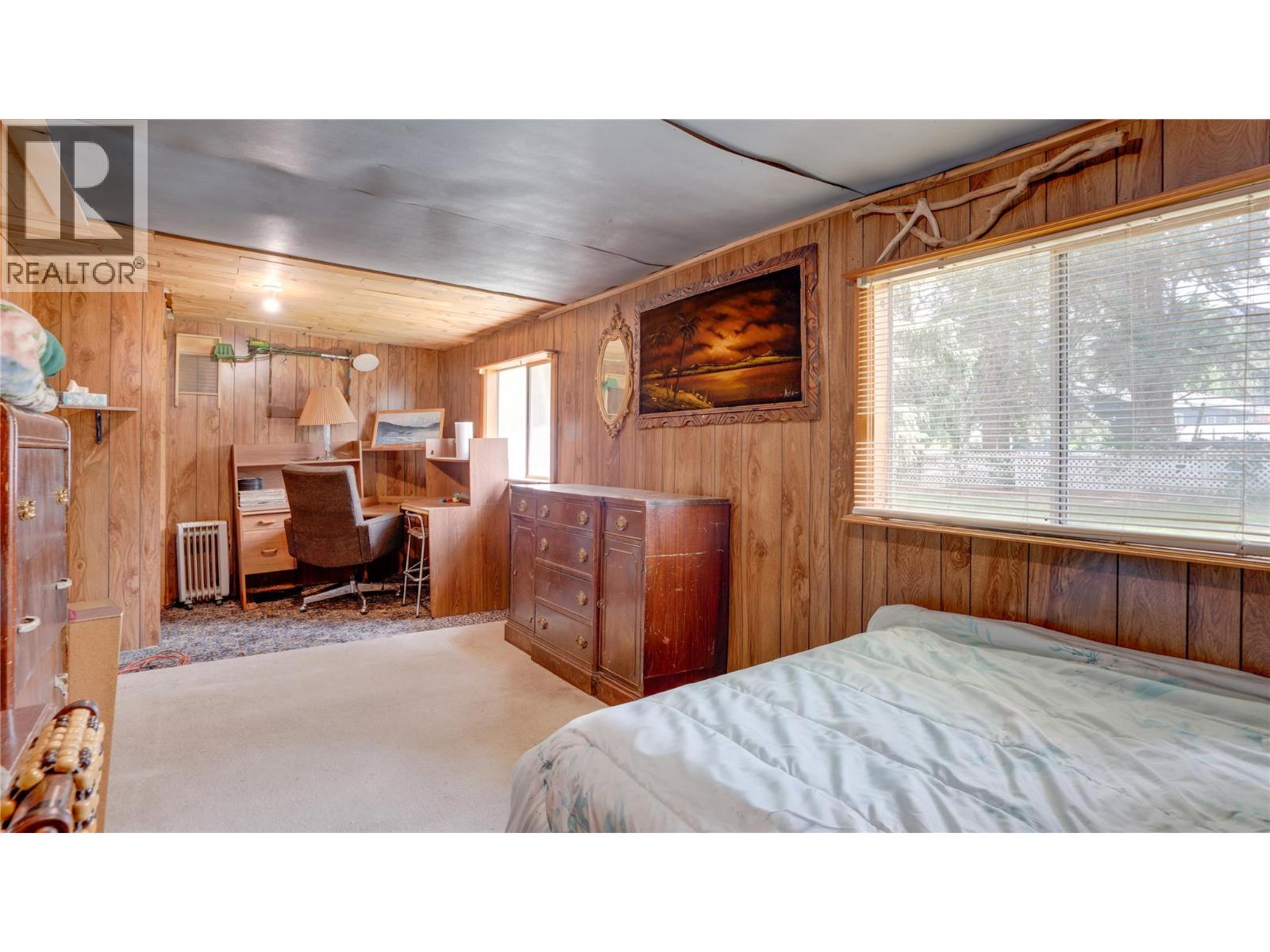 686 Powell Road, Lumby, British Columbia  V0E 2G7 - Photo 16 - 10392209