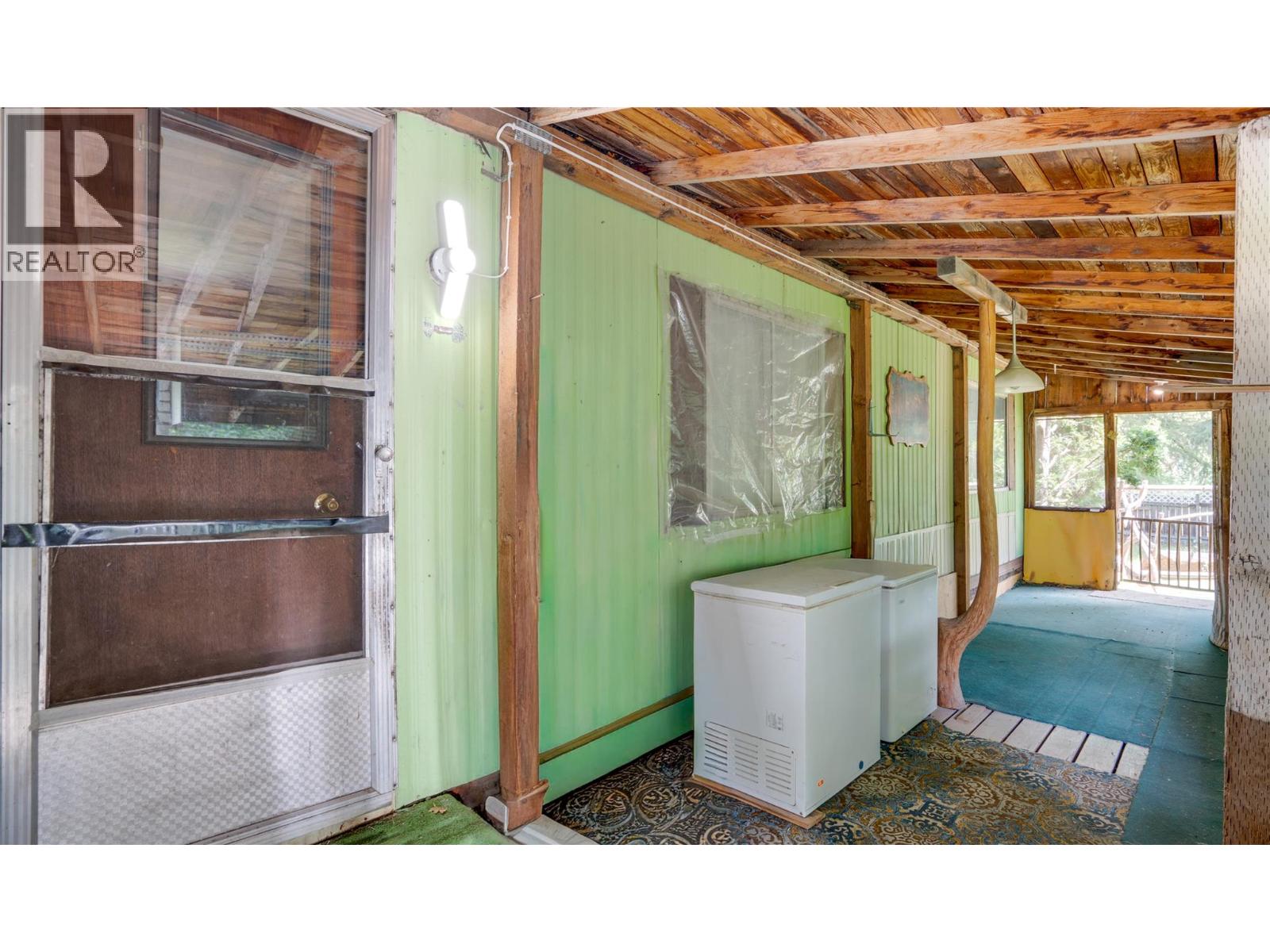 686 Powell Road, Lumby, British Columbia  V0E 2G7 - Photo 18 - 10392209