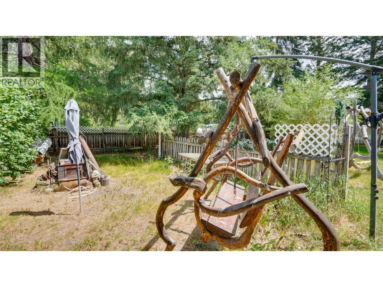 686 Powell Road, Lumby, British Columbia  V0E 2G7 - Photo 21 - 10392209