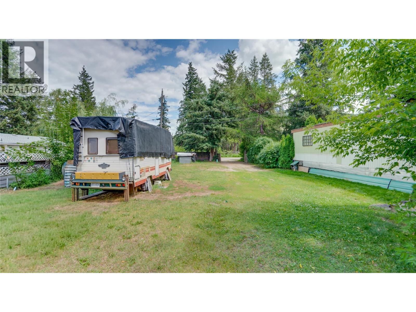 686 Powell Road, Lumby, British Columbia  V0E 2G7 - Photo 29 - 10392209