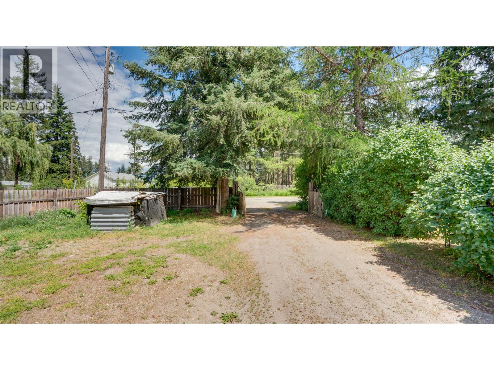 686 Powell Road, Lumby, British Columbia  V0E 2G7 - Photo 35 - 10392209