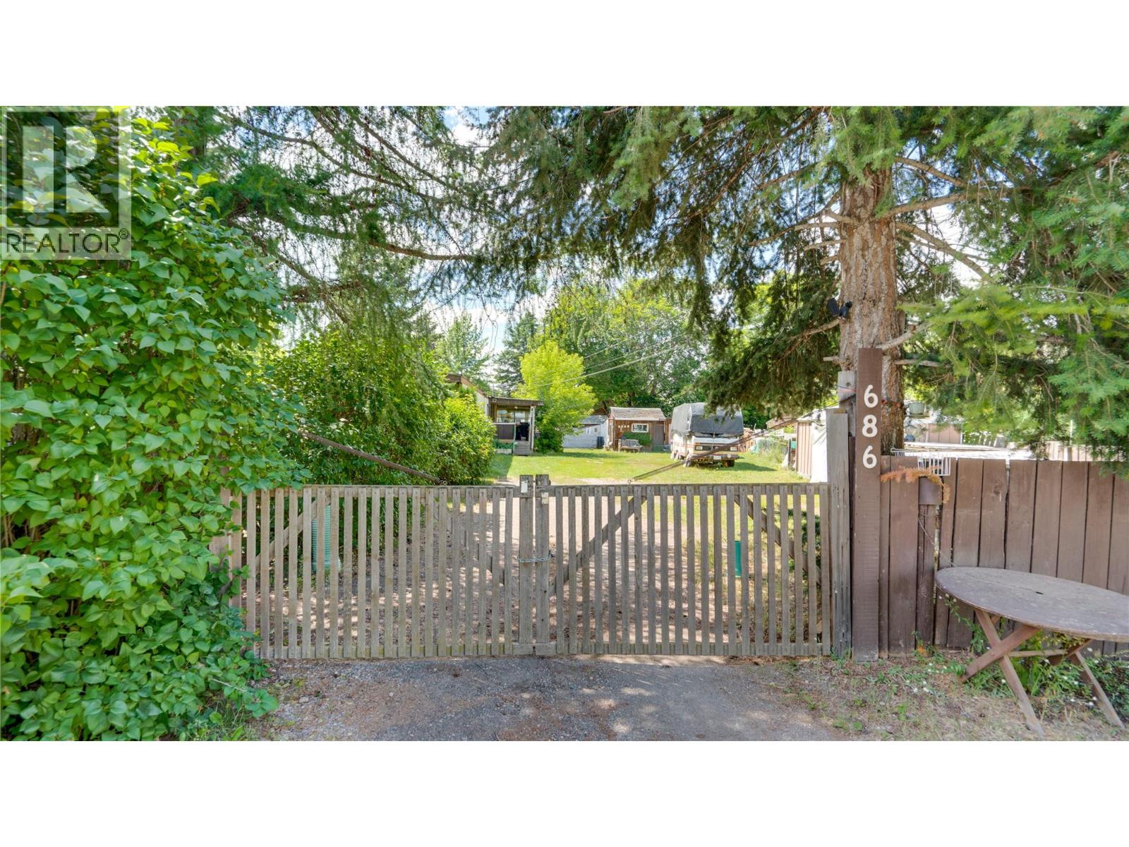 686 Powell Road, Lumby, British Columbia  V0E 2G7 - Photo 39 - 10392209
