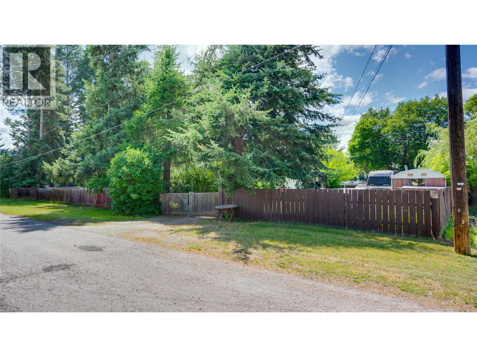 686 Powell Road, Lumby, British Columbia  V0E 2G7 - Photo 41 - 10392209