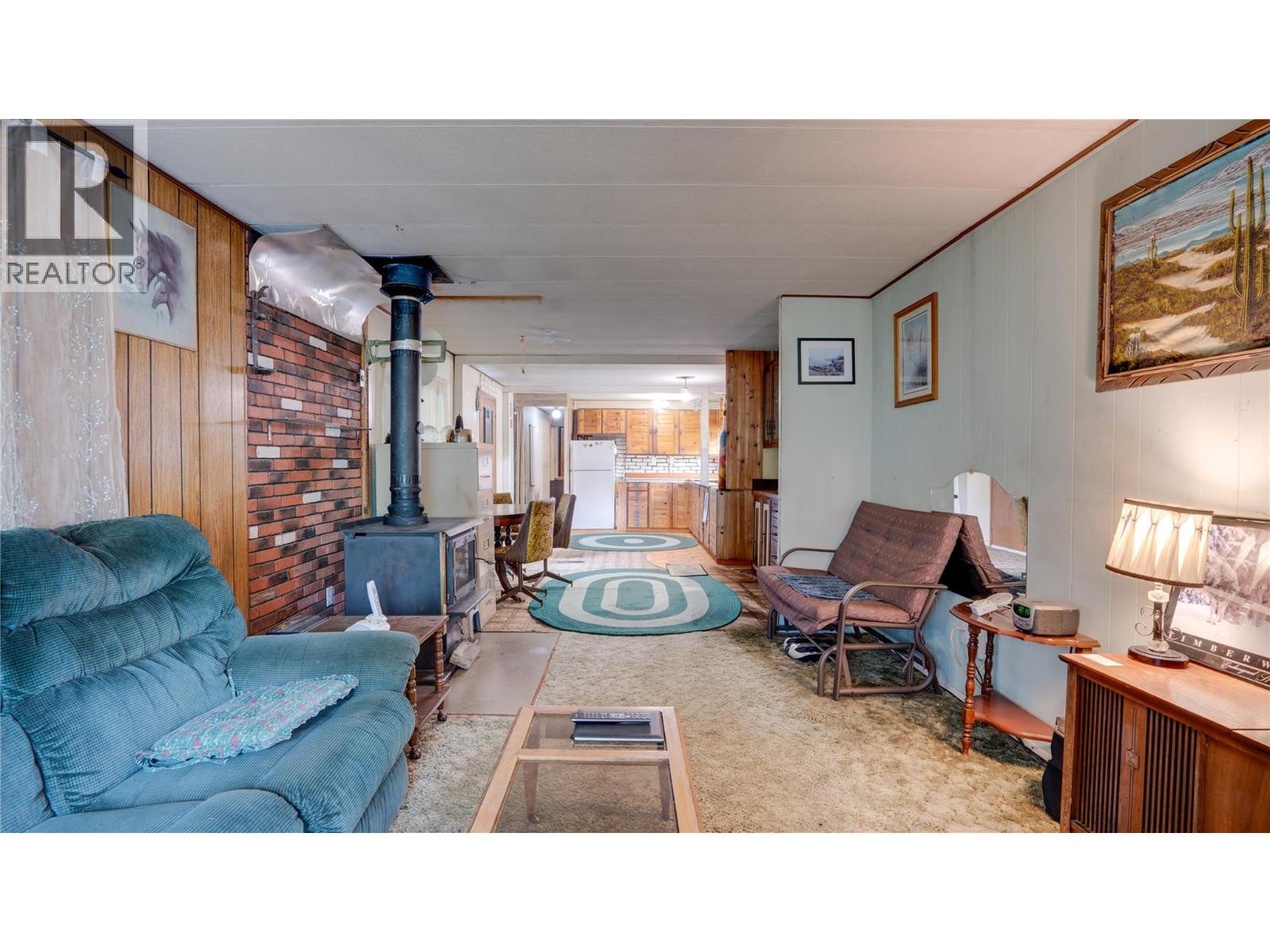 686 Powell Road, Lumby, British Columbia  V0E 2G7 - Photo 9 - 10392209