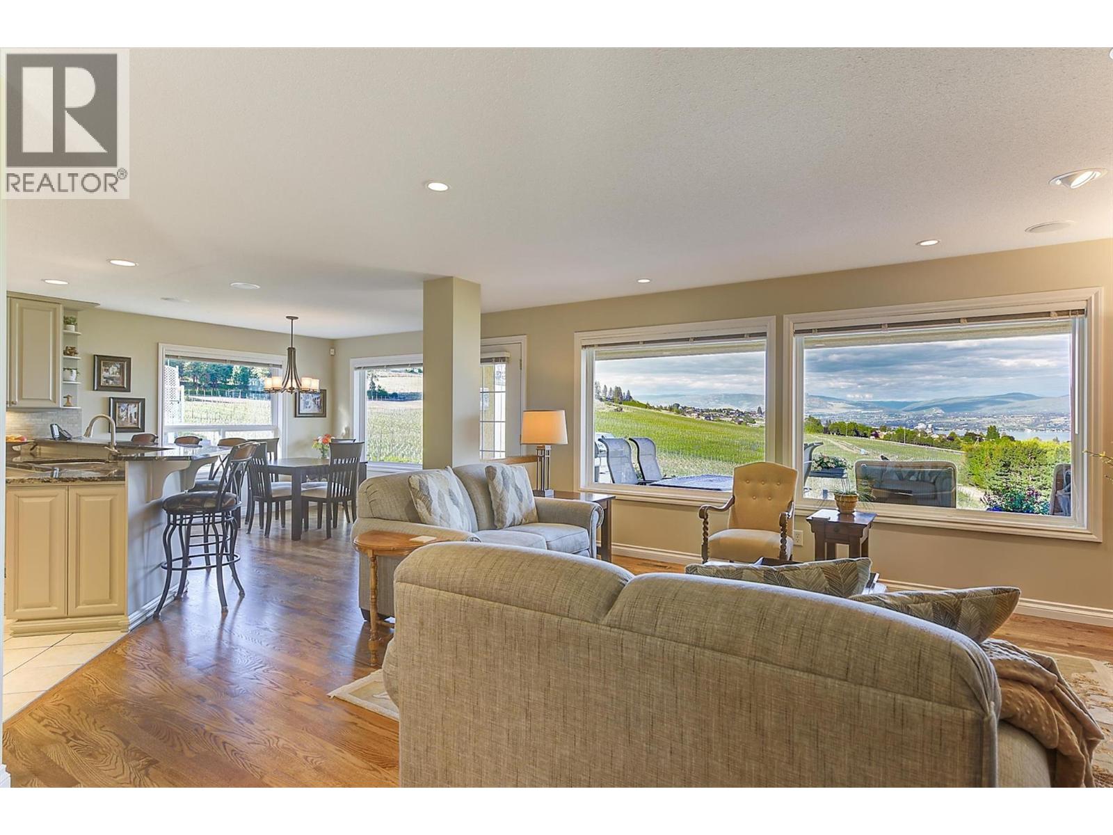 3333 Chancellor Place Unit# 2, West Kelowna, British Columbia  V4T 2S9 - Photo 6 - 10398450