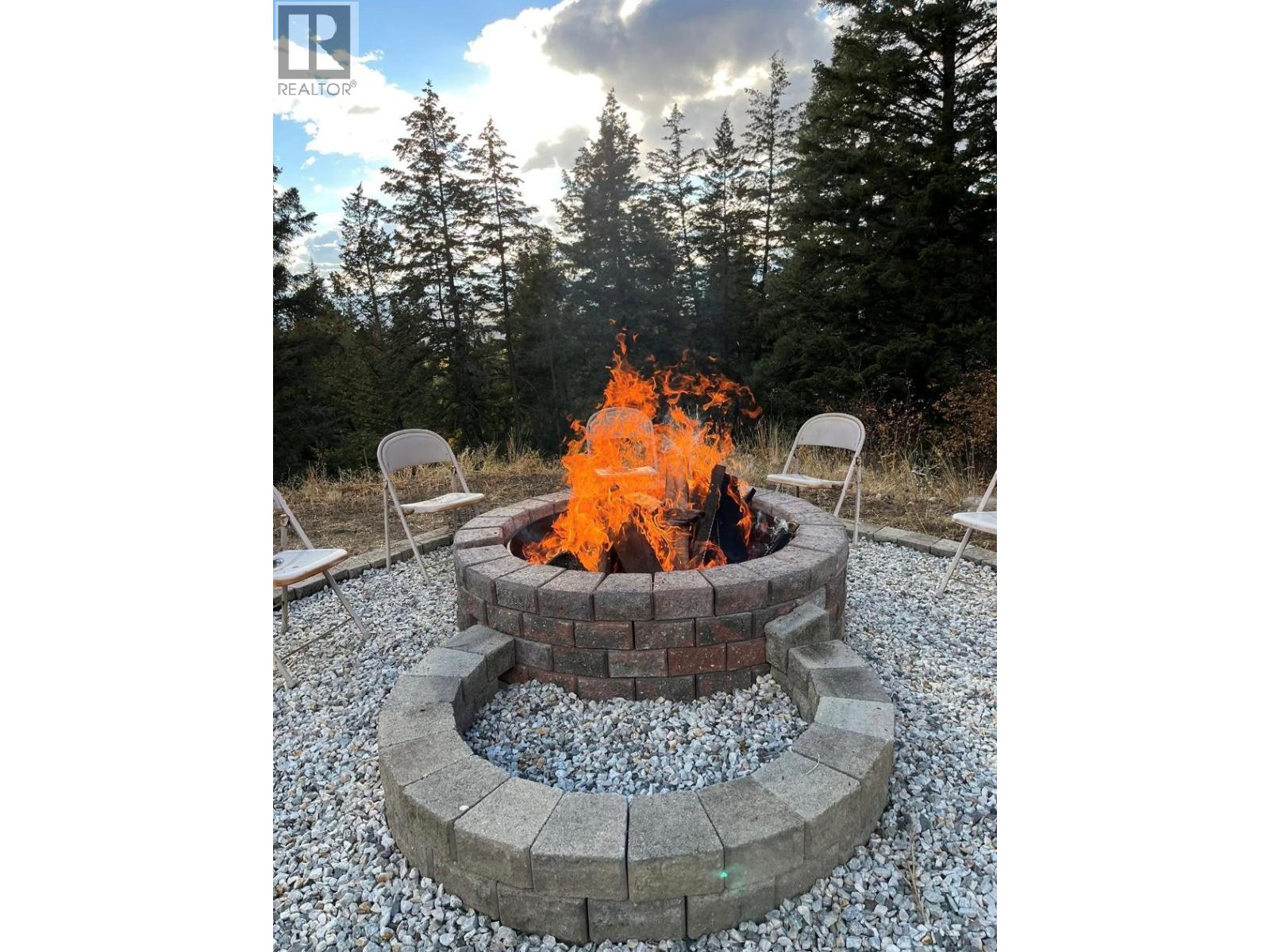 5700 Ranch Road, Vernon, British Columbia  V1B 3J9 - Photo 35 - 10398076