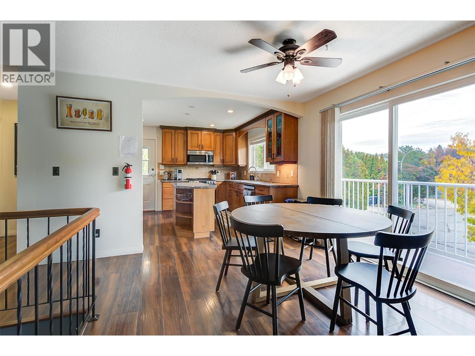 790 Torrs Court, Kelowna, British Columbia  V1W 1B5 - Photo 10 - 10398365