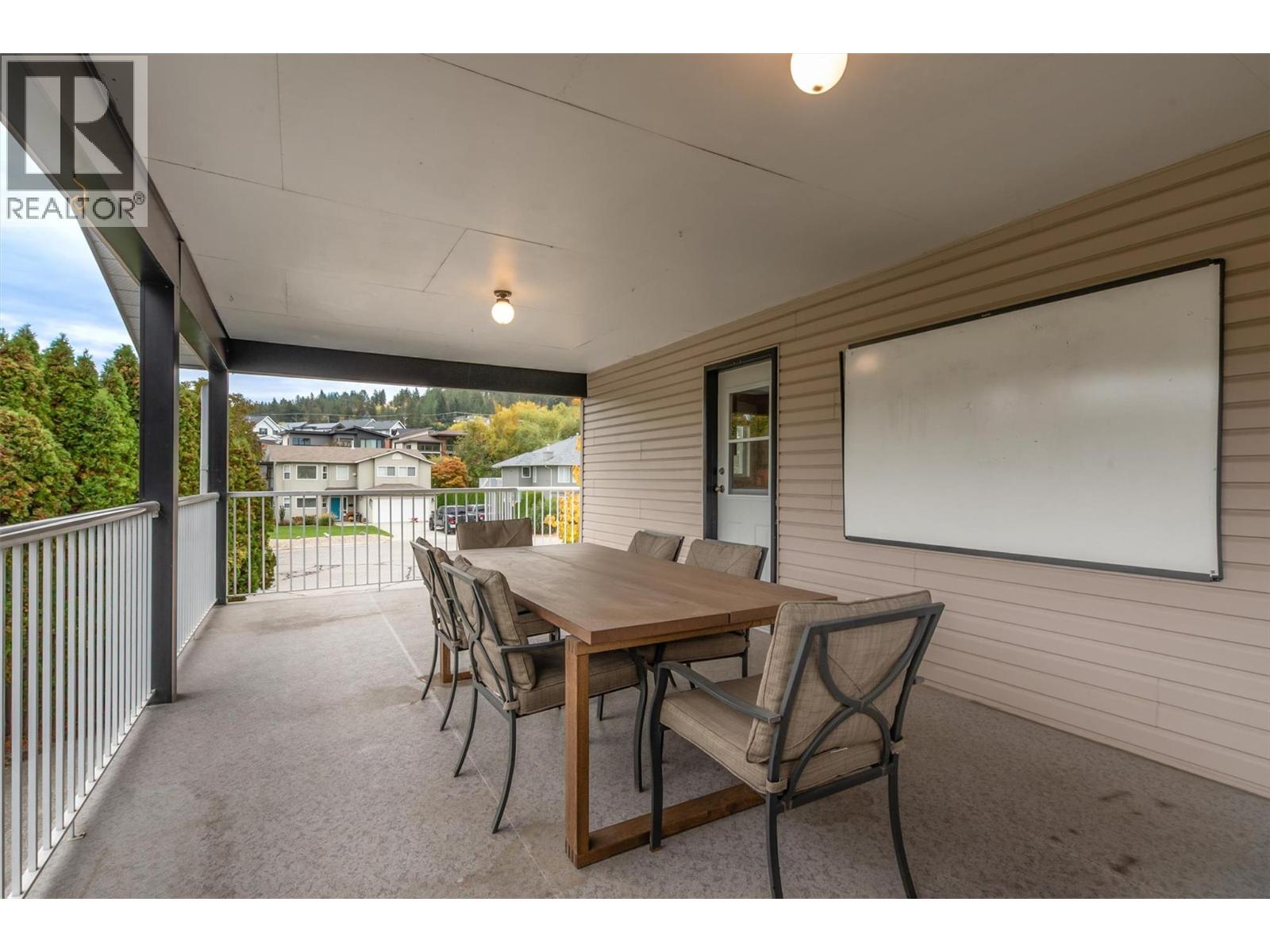 790 Torrs Court, Kelowna, British Columbia  V1W 1B5 - Photo 17 - 10398365